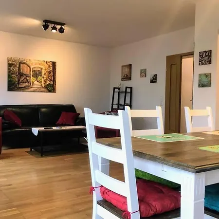Апартаменты Exklusive In Einbeck, 3 Schlafzimmer Mit Balkon!