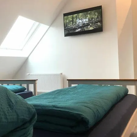 Апартаменты Exklusive In Einbeck, 3 Schlafzimmer Mit Balkon! Айнбек