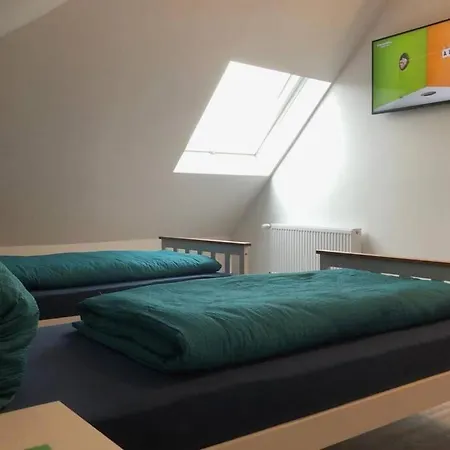 Апартаменты Exklusive In Einbeck, 3 Schlafzimmer Mit Balkon! Айнбек