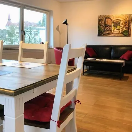 Exklusive In Einbeck, 3 Schlafzimmer Mit Balkon! Айнбек